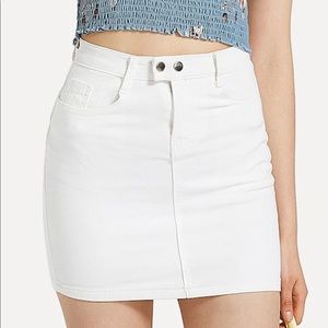 ❌SOLD❌ White Denim Skirt XS